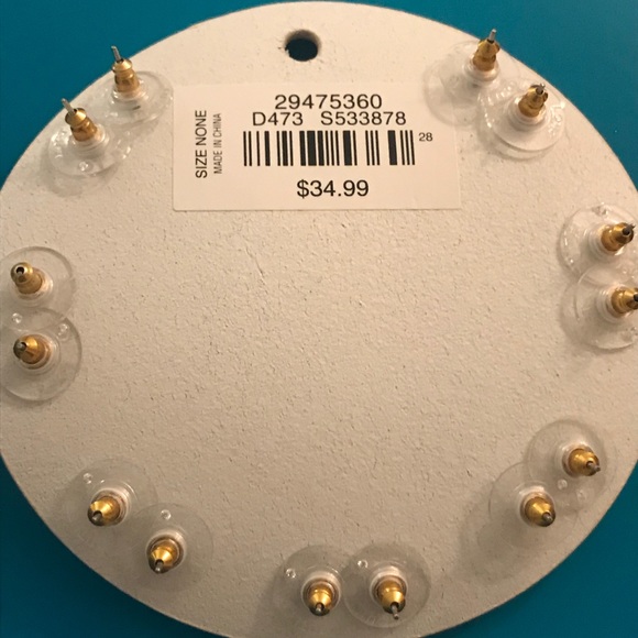 NWT, Loft Set of gorgeous earrings❤️ - Picture 6 of 8